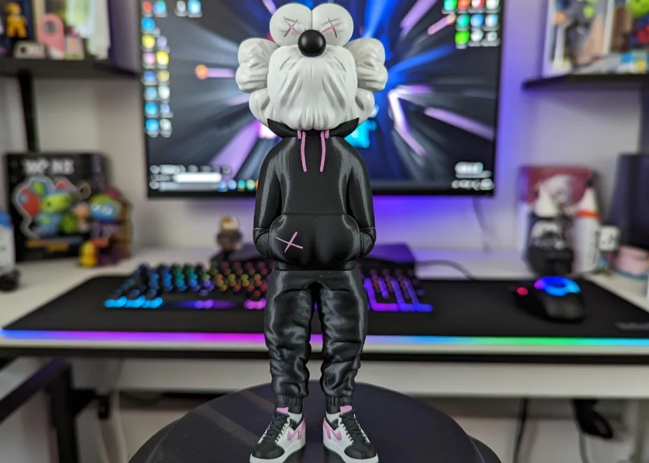Urban Vibes Fluffy KAWS Blacked Out Drip Edition - Free 3D Print