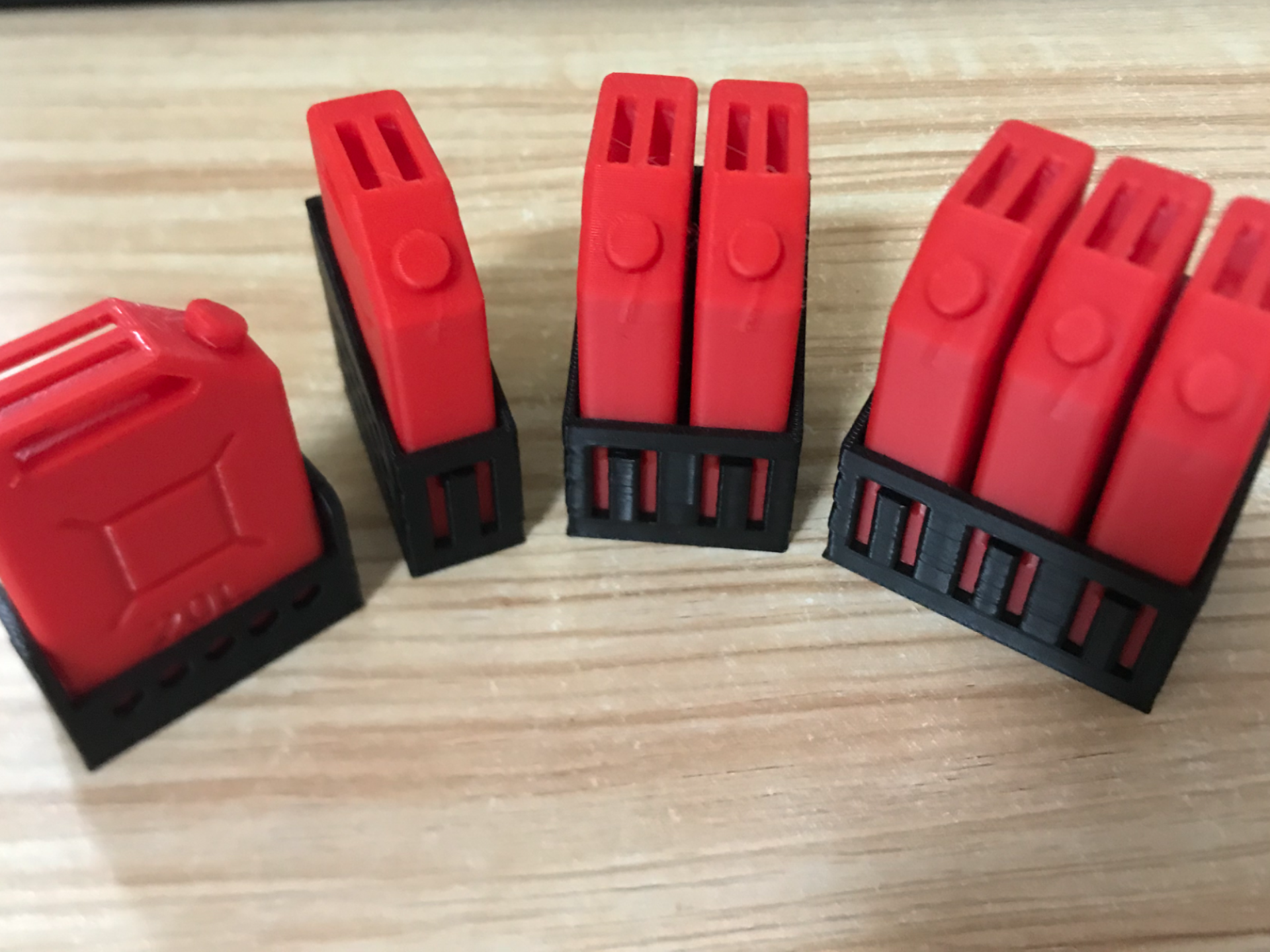 1:10油箱模型和油箱架 1:10 fuel tank model and tank rack