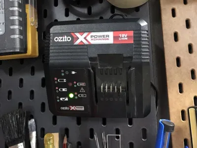 Ozito PXC Battery Charger Skadis Mount
