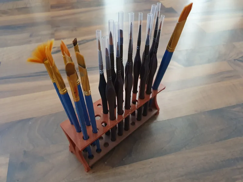 Halter für Pinsel