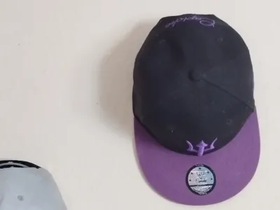 Cap Wall Mount 