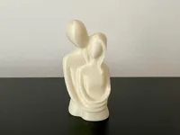 Figurine couple enlacé — photo 1