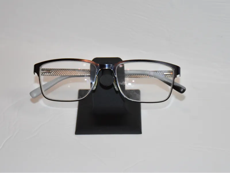 Simple Glasses Holder