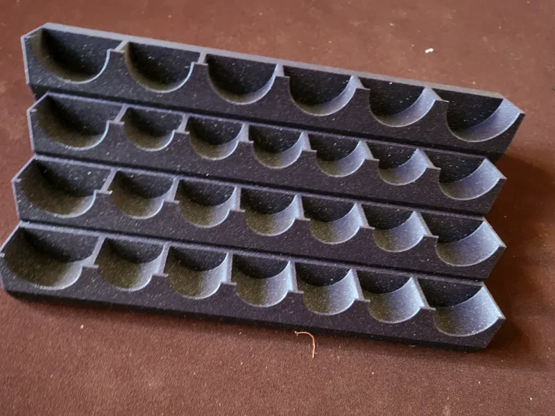 Souvenir and collectible coin display rack