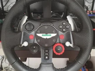 Aston Martin logitech g29 tapa central 