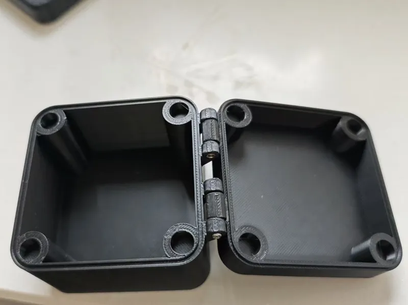有盖磁吸方形小收纳盒