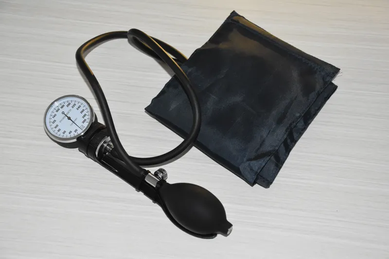 Manometer and Baloon holder for BP Cuff