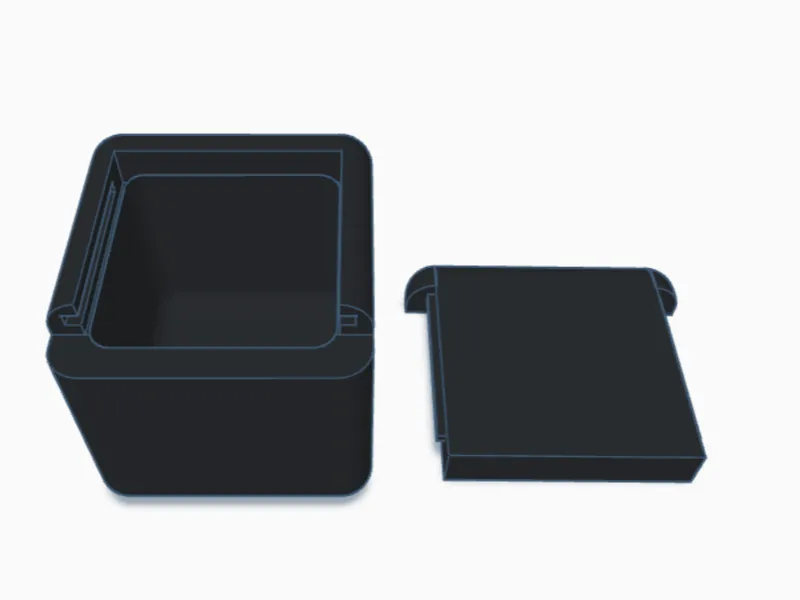 Sliding lid box
