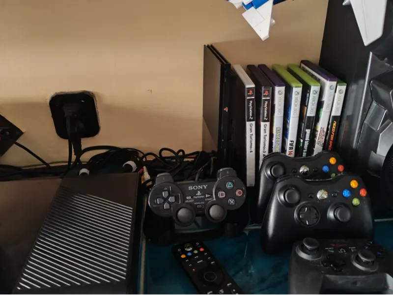 stand for ps2 slim