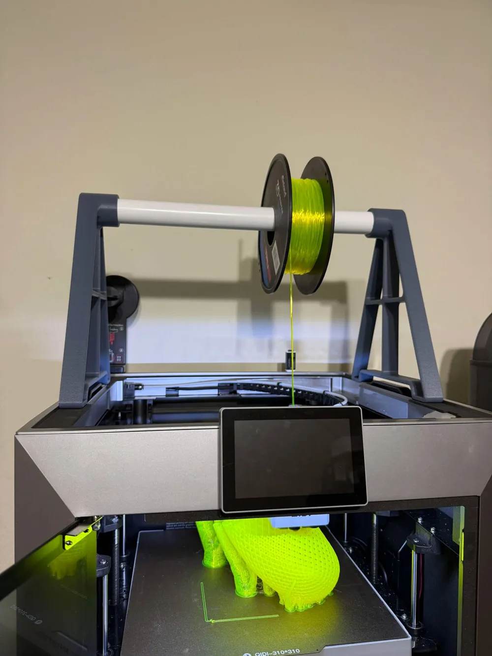 Qidi Plus4 Top Mount Spool Holder - Free 3D Print Model - MakerWorld