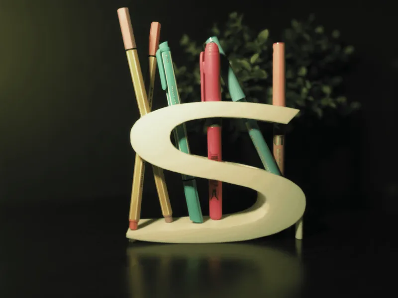 Toothbrush/pen holder 