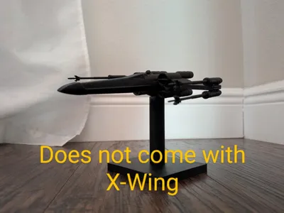 X wing holder does not come with x wing