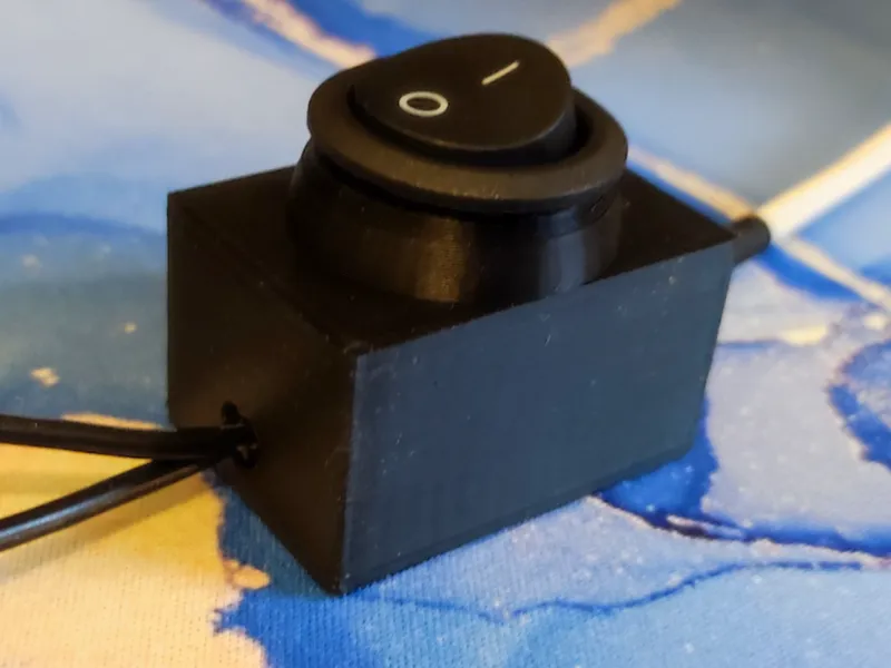Roundswitch case