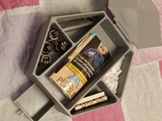 smoker's container