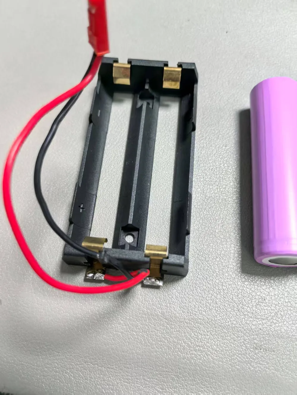 RC8X 18650 Battery Modification by 胡扒衣 MakerWorld: Download Free 3D Models