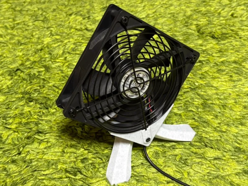 pc_fan_stand