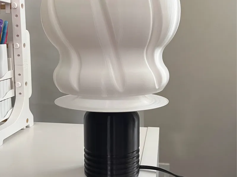 SG Lamp 1