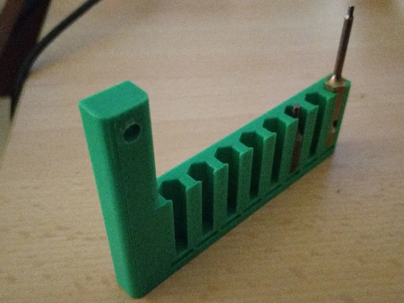 Drill-Bit-Holder - 8BitSize