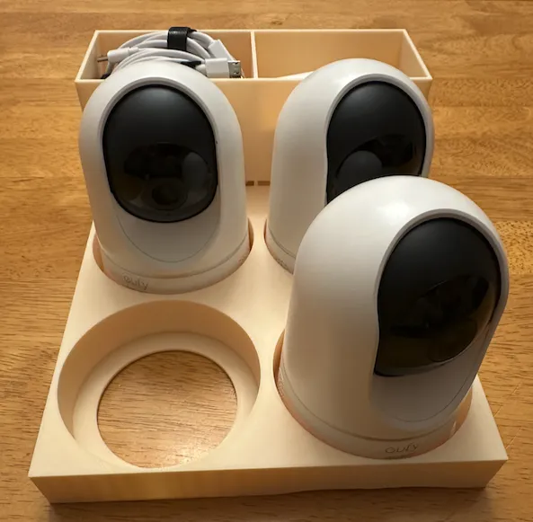 Eufy Camera E220 Storage Organzier