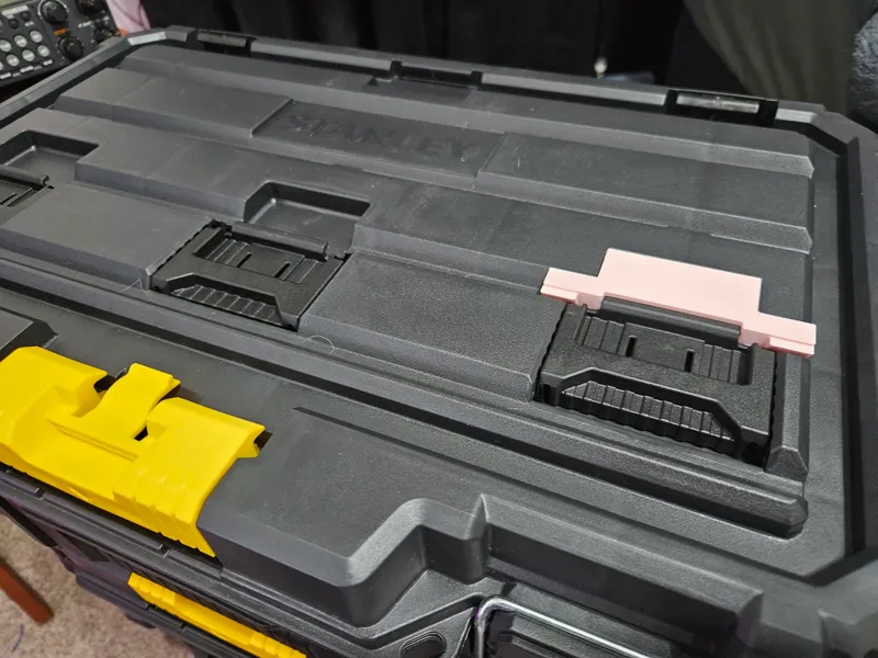 Stanley Rolling ToolBox Mount Base