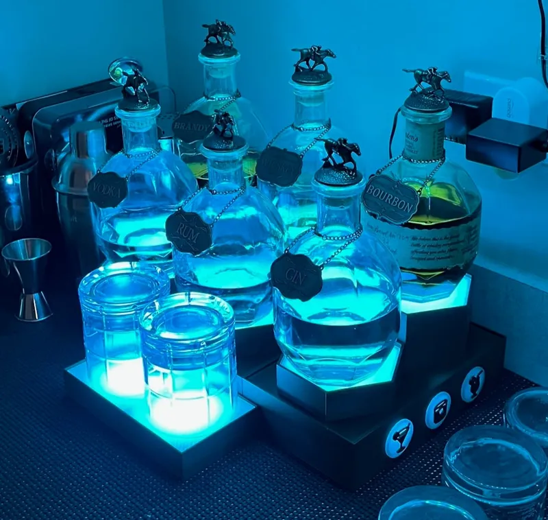 Illuminated Decanter Display