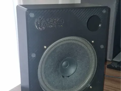 6" DIY Speaker Enclosure Compact and Elegant Design