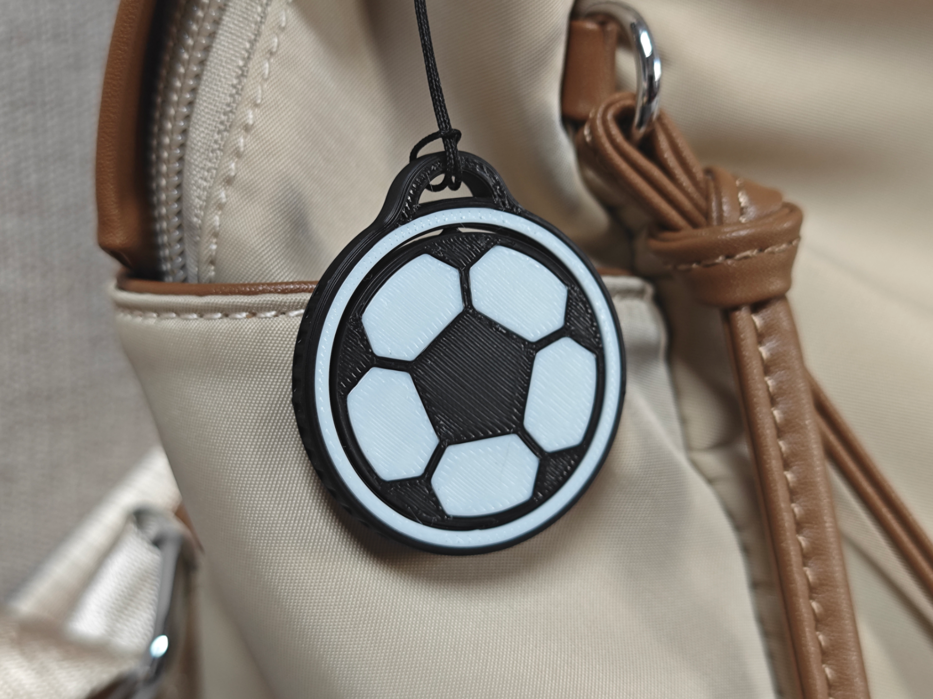 Futbol Deseni Dönen Kolye, Anahtarlık (Entegre Baskı)