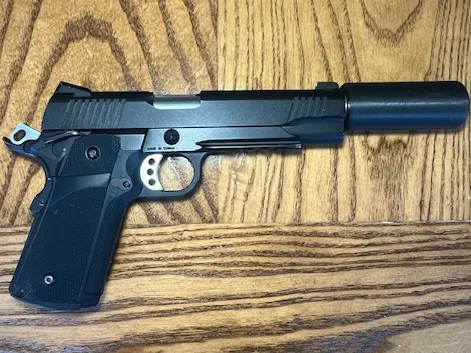 3" 14ccw airsoft mock supressor/silencer. 