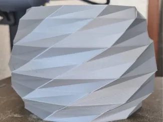 Simple Low poly Vase/planter