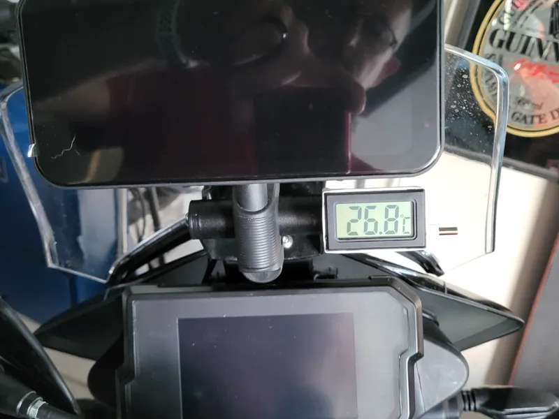 Support à patte pour thermomètre Moto