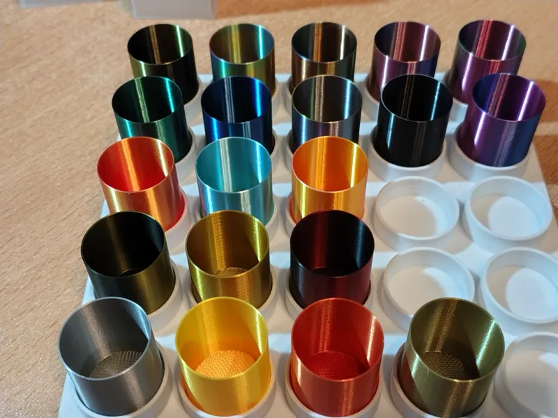 Tray and box for filament samples.