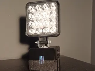 DIY Makita Battery-Powered LED Work Lamp