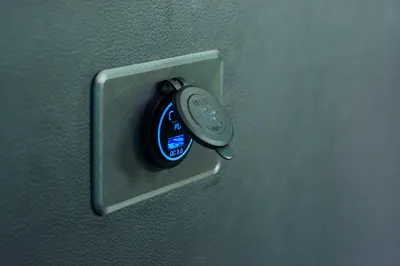 VW-Bus coverplate / charger holder
