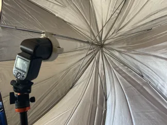 Godox V1 Umbrella Mount