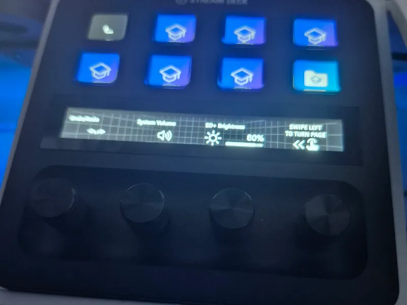 Stream Deck Plus desk mount V2.0