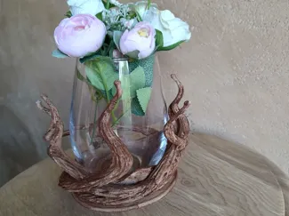 Scalable  Elegant Mystic Embrace Cup & Vase Holder