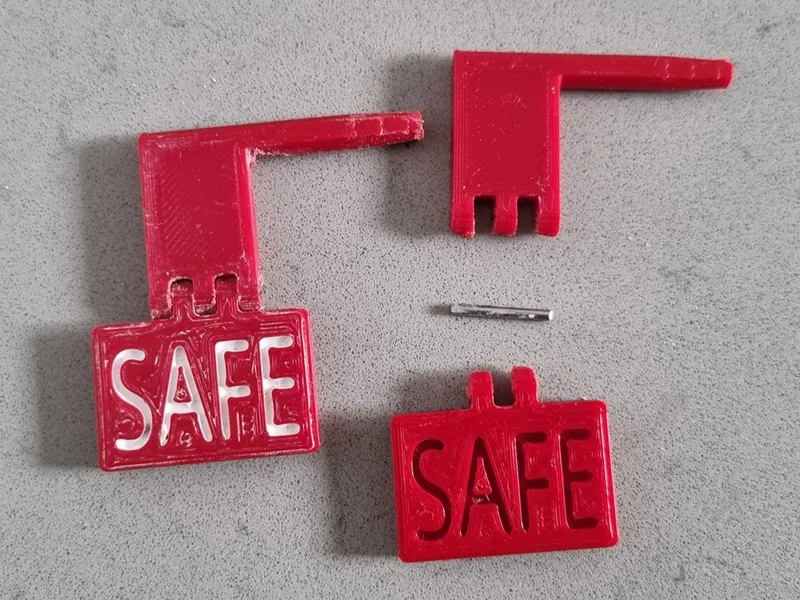 22LR / 223 / 556 Folding Safety Chamber Flag