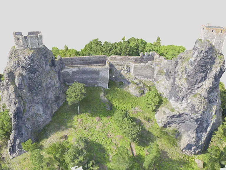 Trosky castle