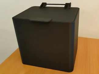 Trash can
