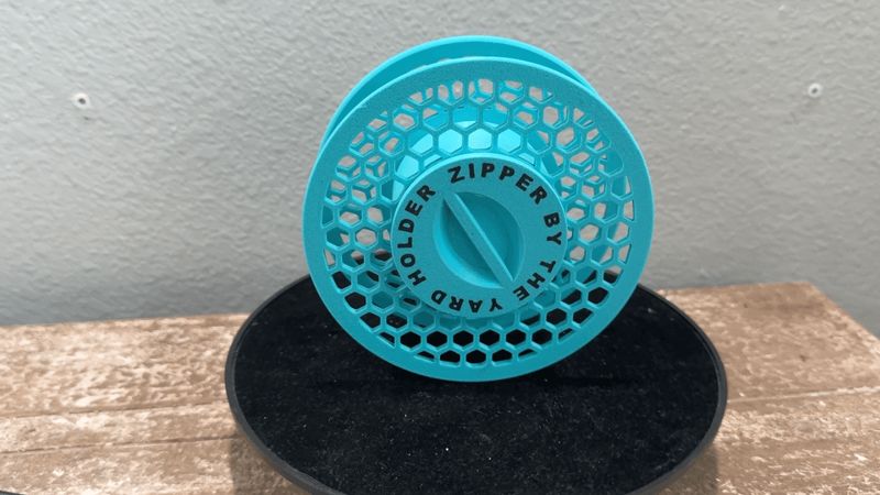 Hexi Large Zipper Holder