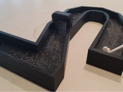 Mini golf course