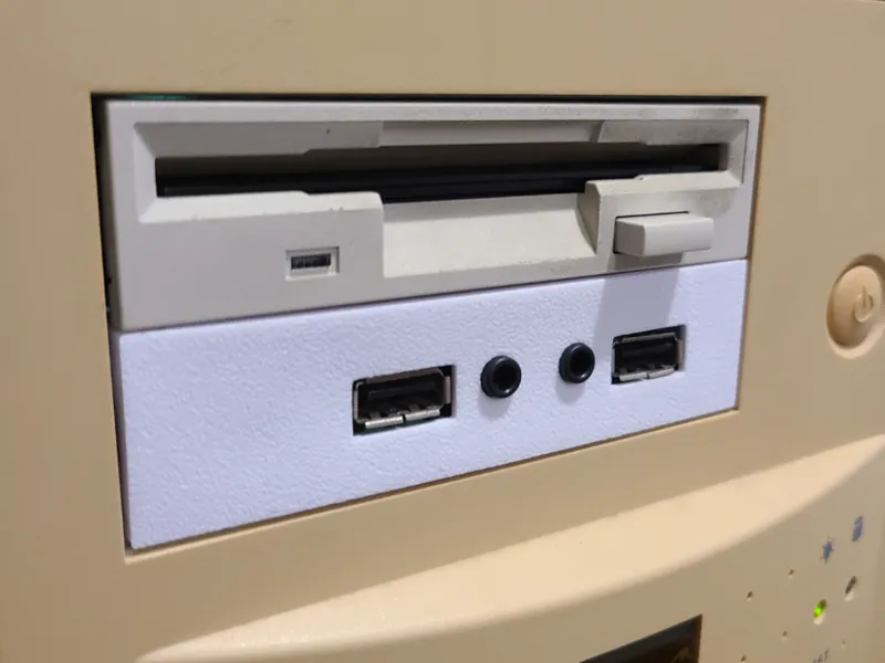 3.5inch Universal Bay Base Design (Customizable)