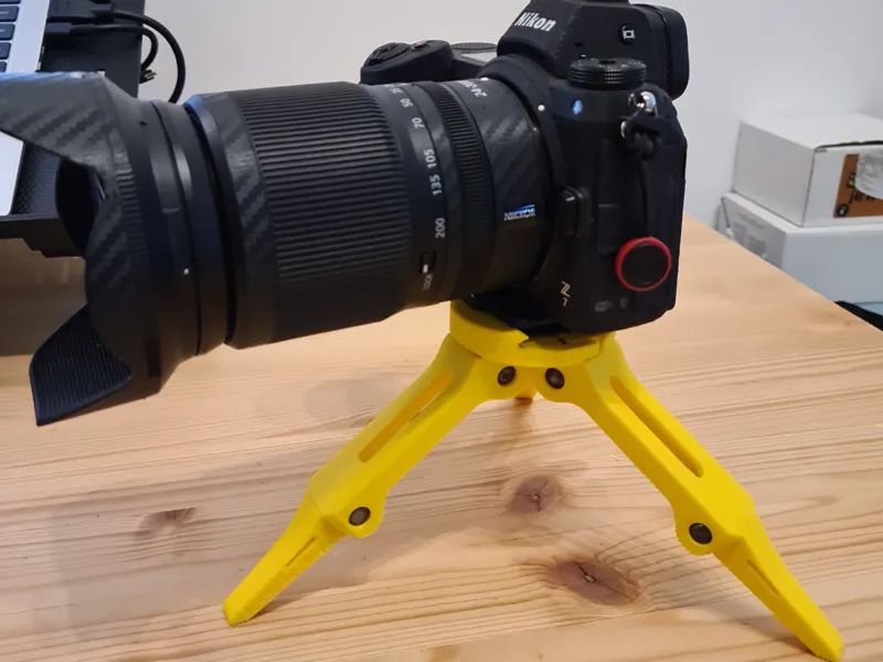 Foldable Camera Tripod