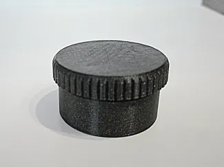 Dose mit Schraubdeckel