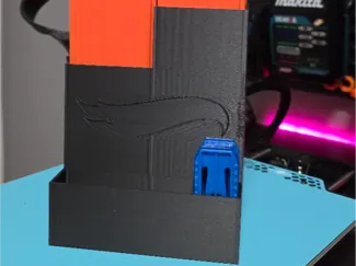 Hotwheels Track Organizer holds up to 44 tracks