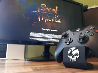 Sea of thieves Xbox controller stand