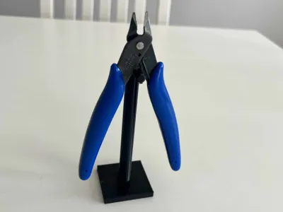 stand for pliers