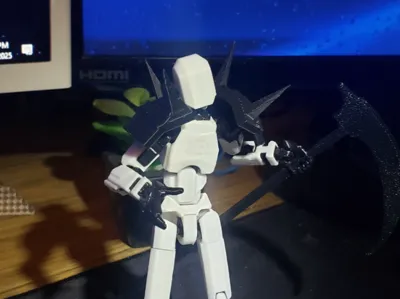 Dummy 13 Spiked Shoulder Pads