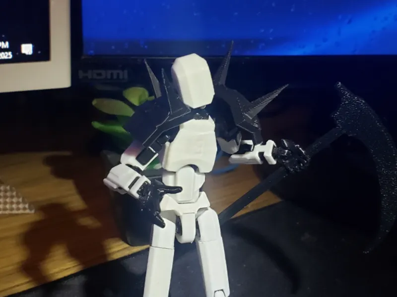Dummy 13 Spiked Shoulder Pads