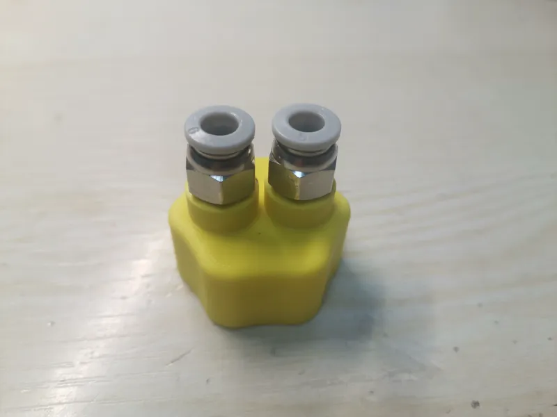 瓶盖气管接头